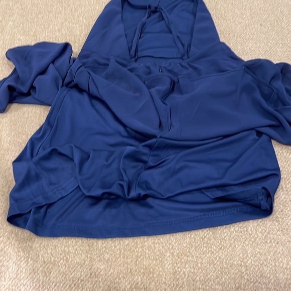 Lulus Lady’s Small Navy Dress Shell and Lining 100% Polyester - Picture 7 of 9